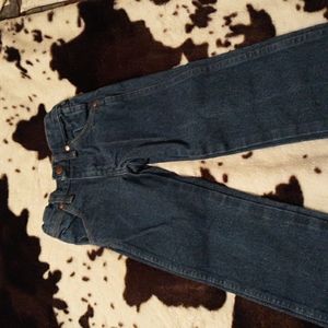 Boys 5 slim Wrangler tightens in the waist
